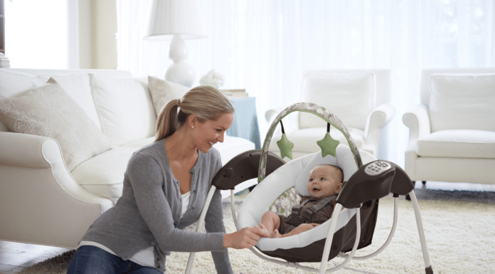 11-conseils-pour-bien-choisir-une-balancelle-bébé