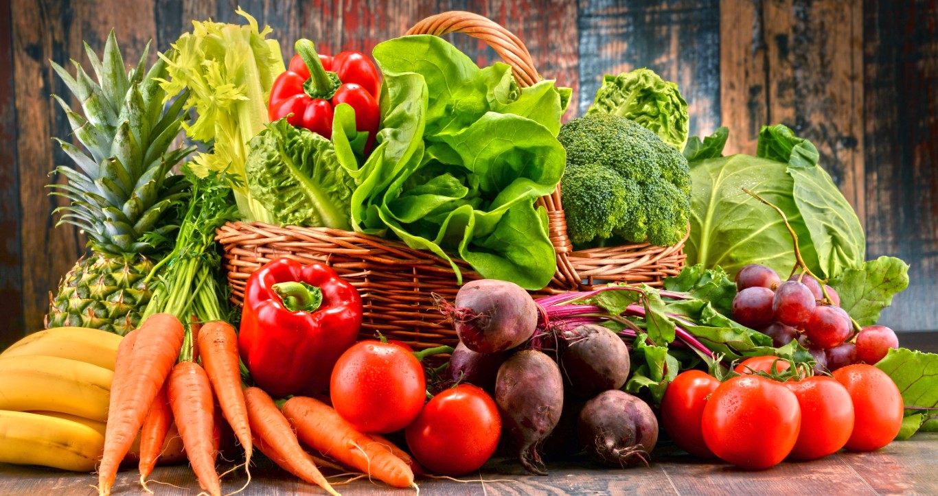 légumes et des fruits frais