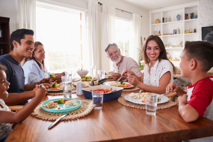 table de salle à manger pour grande famille