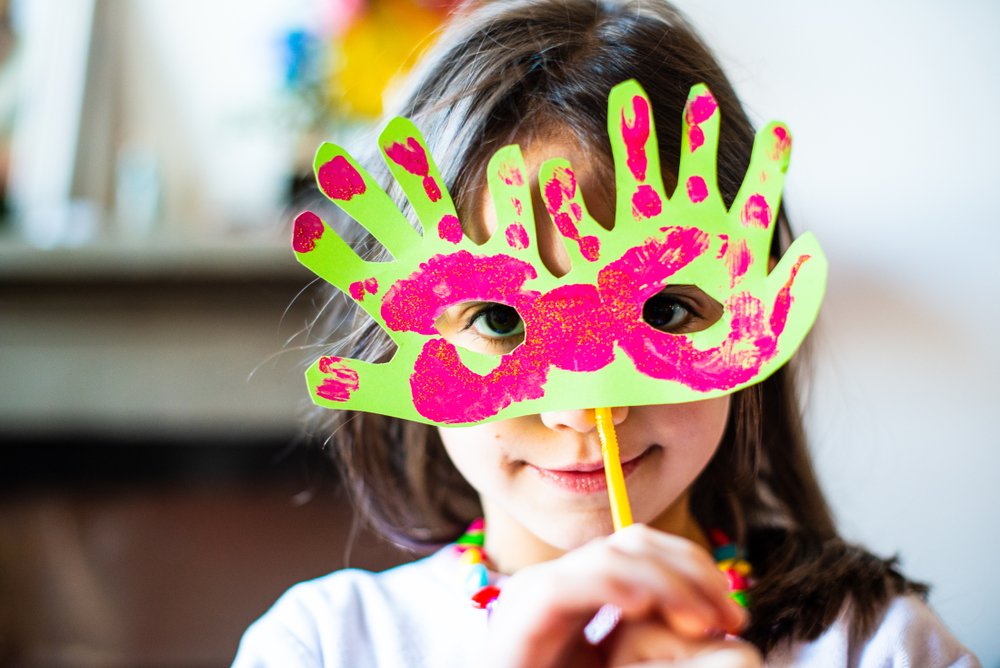 Idée masque enfant en platre #déguisement #carnaval - Loisirs et créations
