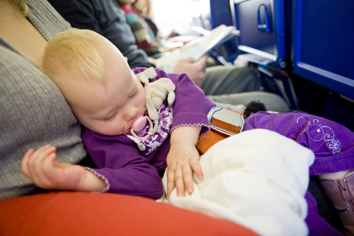 Trajet en avion avec bébé